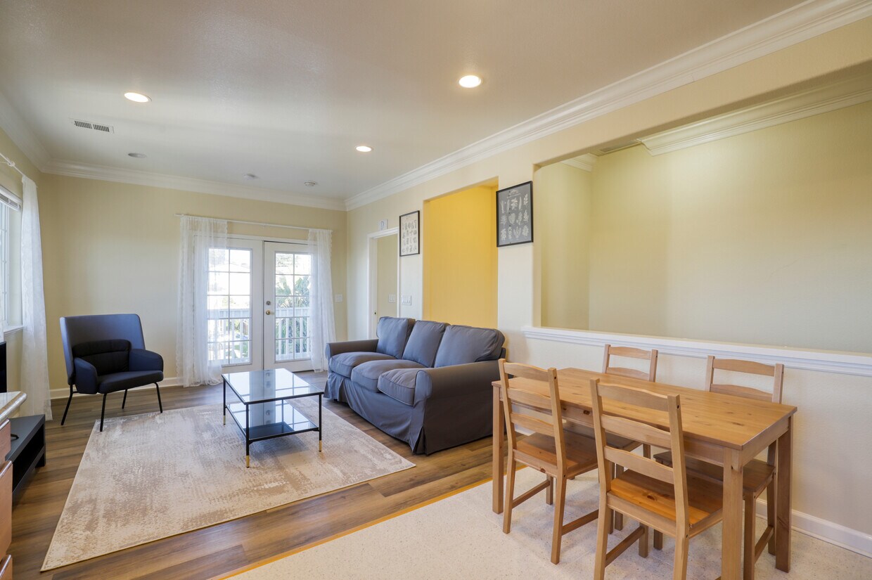Foto principal - 2530 25th Ave