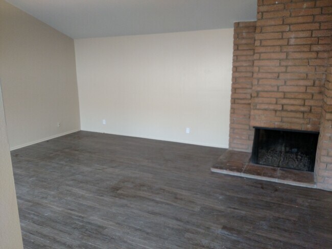 Foto del edificio - 2162 Chandler St