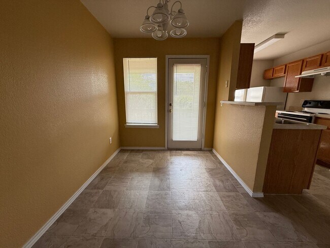 Foto del edificio - 403 Creek St