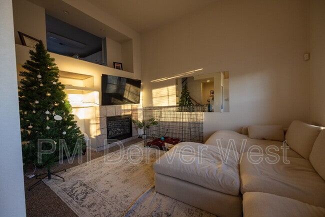 Building Photo - 9369 Longs Peak Dr