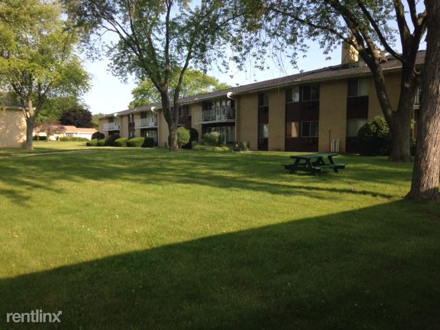 Foto del edificio - 8250 N 46th St