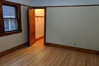 Foto del edificio - 2559-2561 N 52nd St