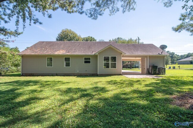 Foto del edificio - 107 Ann Bradley Dr