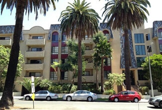 Building Photo - The Chateau