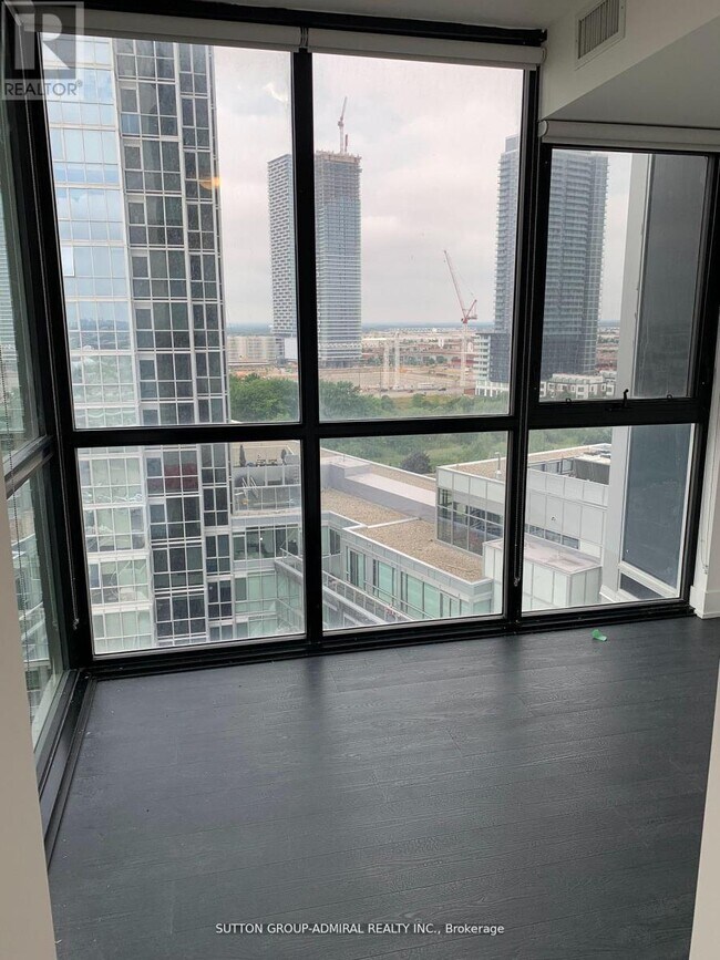 Photo du bâtiment - 2908 Hwy 7