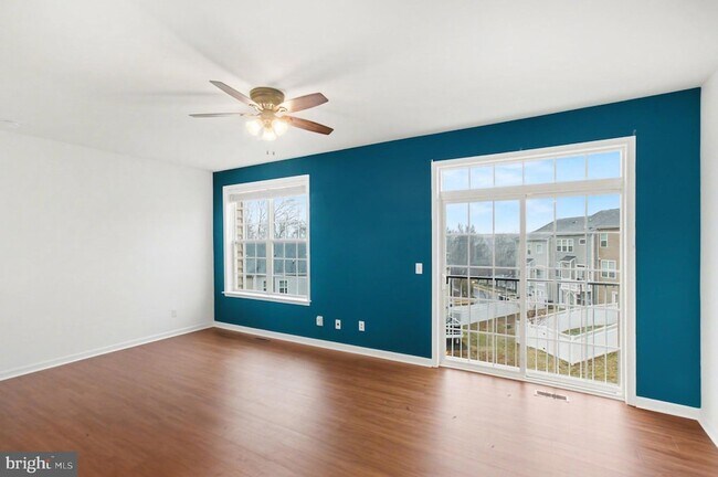 Foto del edificio - 1304 Gilmore St