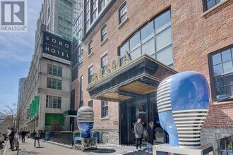 Building Photo - 88 Blue Jays Way