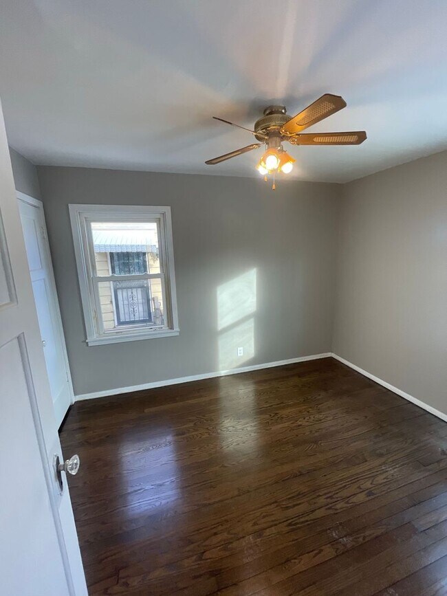 Foto del edificio - 2 Bedroom Single Family