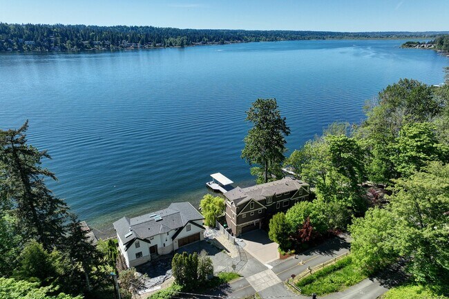 Foto del edificio - 3bd/3.75ba Sammamish Home