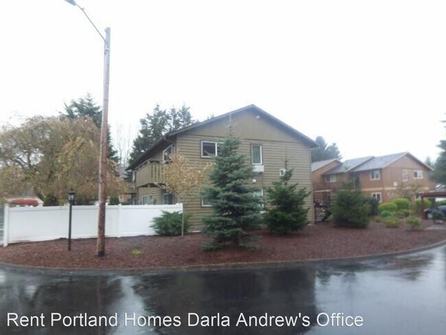 Foto del edificio - 2 br, 1 bath House - 1916 NW 143rd Ave #31