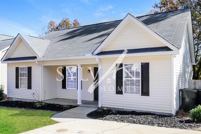 Building Photo - Feel welcome and comfortable in this home