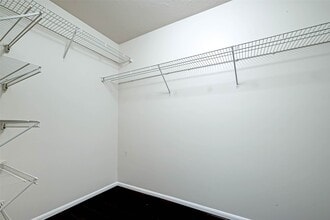 Building Photo - 9006 N Jewel Bend Ln