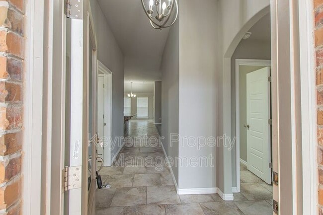 Building Photo - 9405 NW 87th St