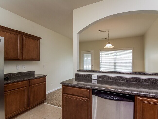 Foto del edificio - 6862 Grand Hickory Dr