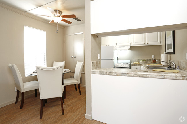 1BR,1BA-Pelican - SCHOONER LANDING