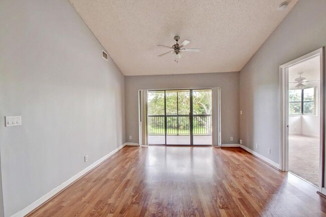 Building Photo - 5701 Riverside Dr