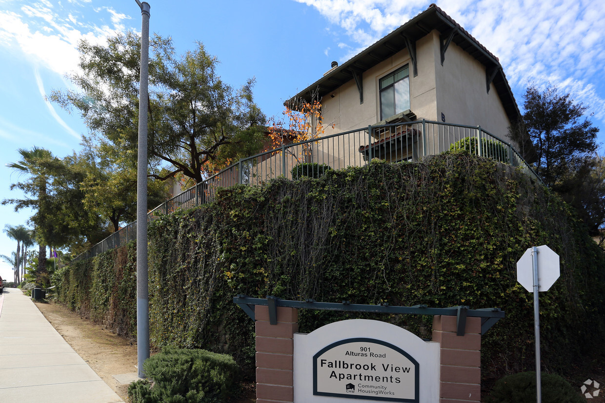 Building Photo - Fallbrook View