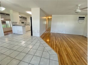 Building Photo - 1017 Nanialii St