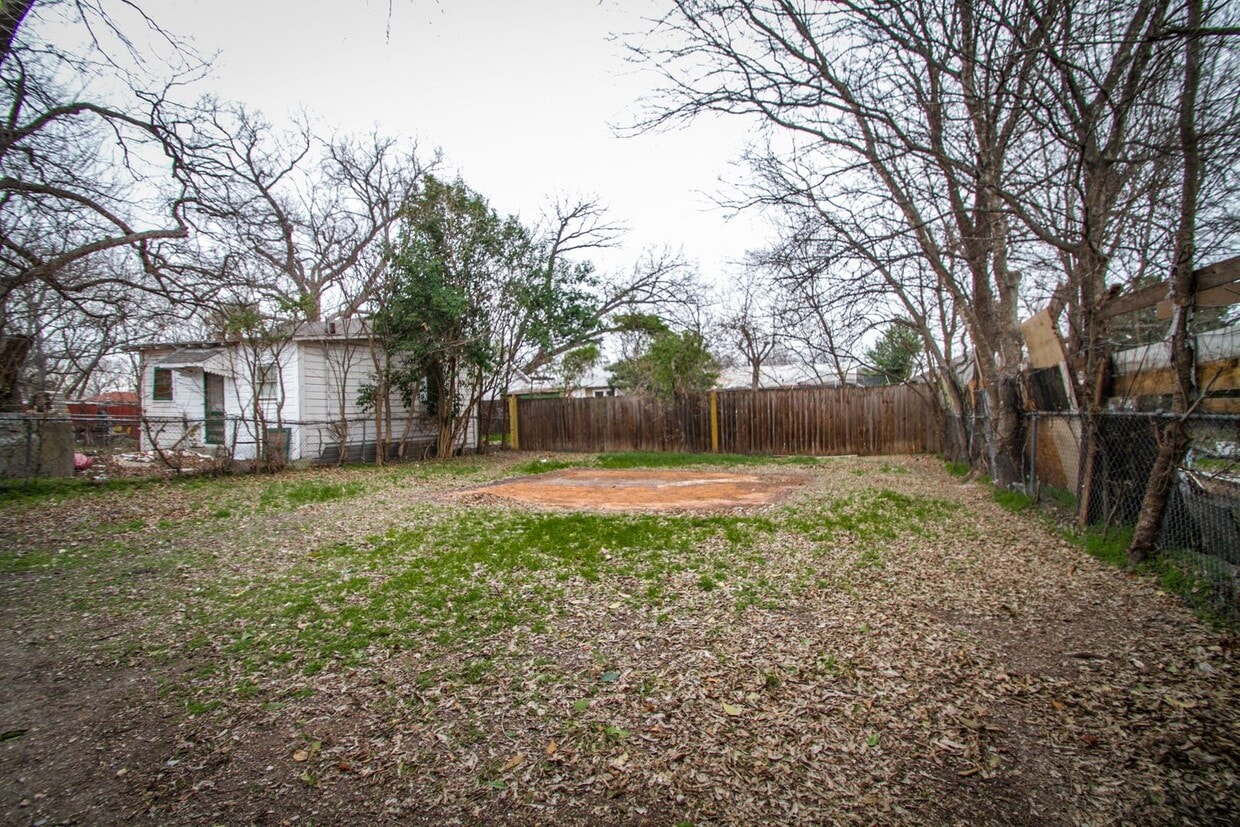 Foto principal - 1727 Nolan St