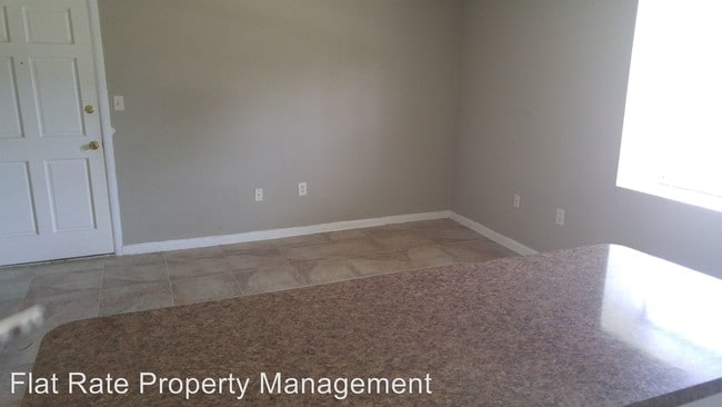 Building Photo - 11600 Mendel Dr