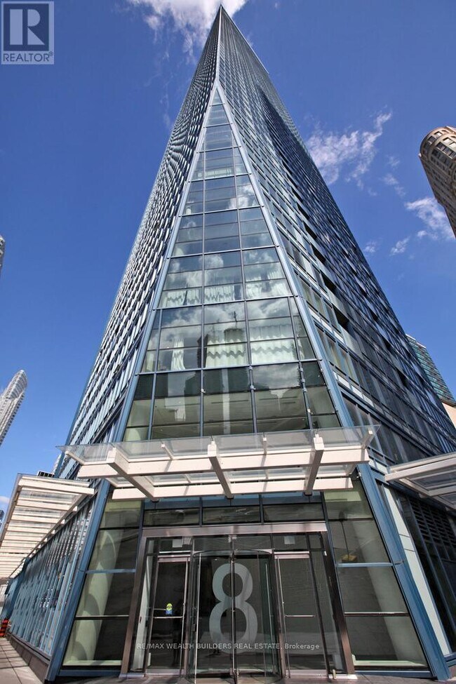 Photo du bâtiment - 8 The Esplanade