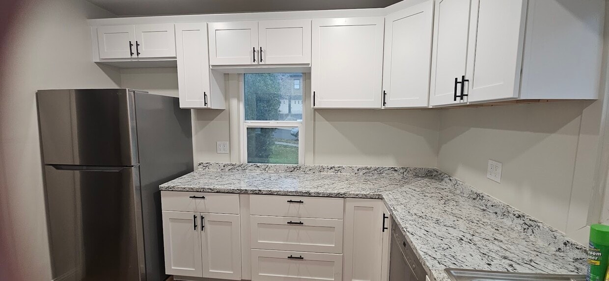 Foto principal - 710 S McClelland St