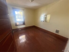 Building Photo - 2239 Willow Ave