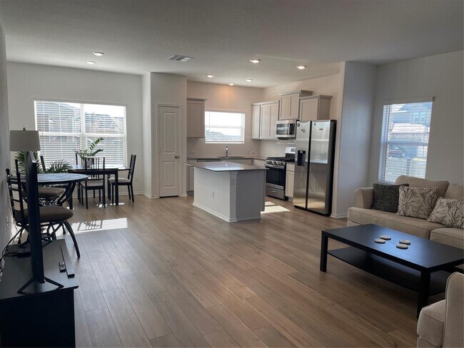 Foto del edificio - 129 Starflower Cv