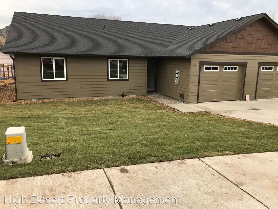 25882590 NE Bobbi Pl, Prineville, OR 97754 Apartment for Rent in