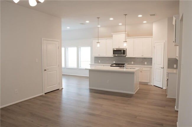 Building Photo - 916 Azul Lagoon Dr