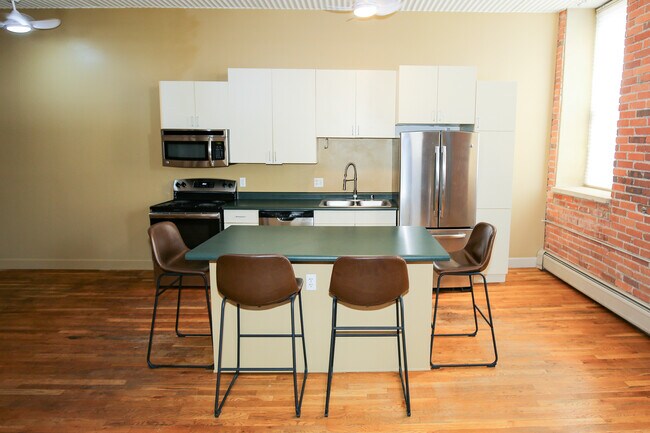 Foto del edificio - 2261 Blake St
