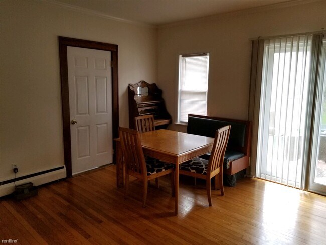 Foto del edificio - 3 br, 2 bath House - 3200 Crooks Rd Crooks