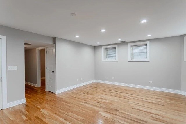 Foto del edificio - 1520 W Addison St