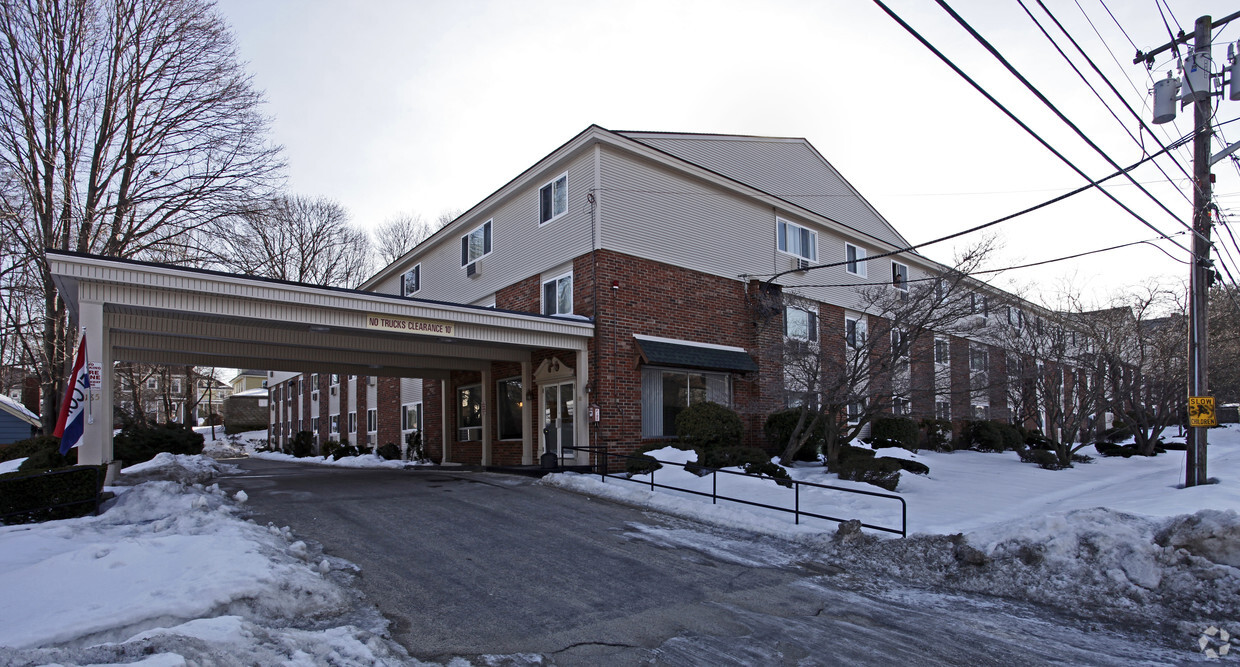 Building Photo - Boulevard Apartments