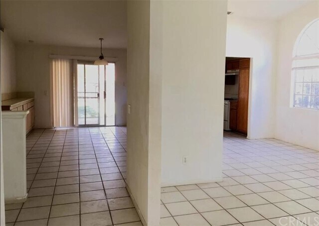 Foto del edificio - 1255 Rivera St