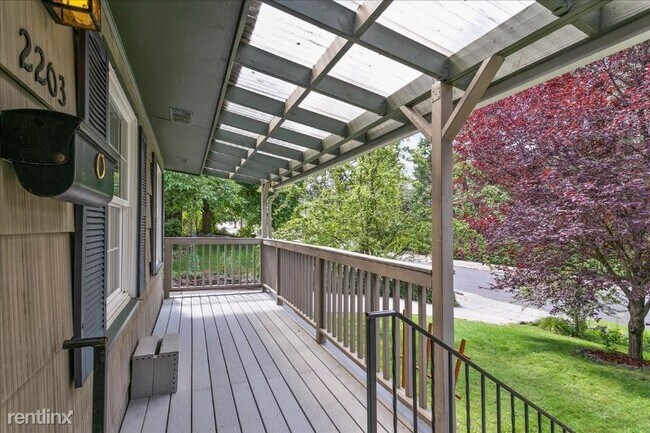 Foto del edificio - 2 br, 1 bath House - 2203 S Browne St