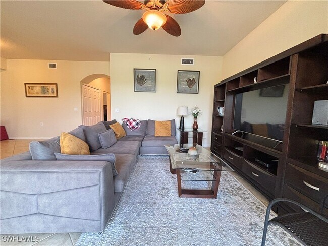 Foto del edificio - 10341 Heritage Bay Blvd