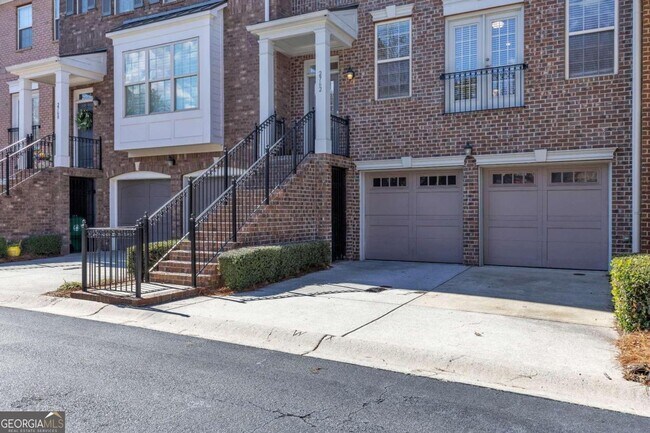 Building Photo - 2762 Durham Dr NE
