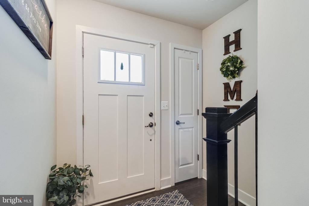 Foto principal - 5921 Kate Chopin Pl