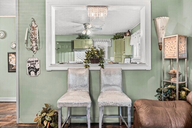 Living Room, Facing Kitchen Bar - 238 Evans St