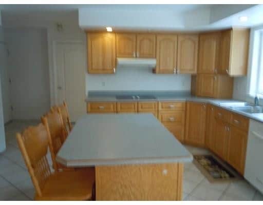 Building Photo - 29 Nile St