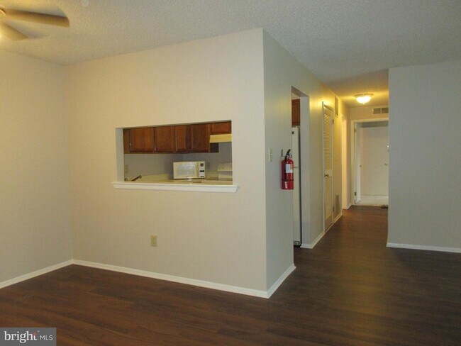 Foto del edificio - 5407A Aberdeen Dr