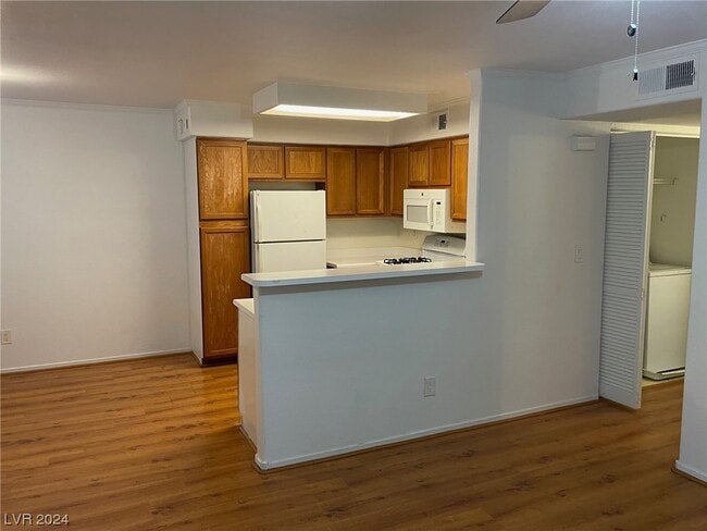Building Photo - 5223 Caspian Springs Dr