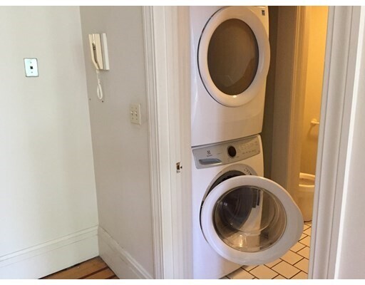 Foto del edificio - 183 Beacon St