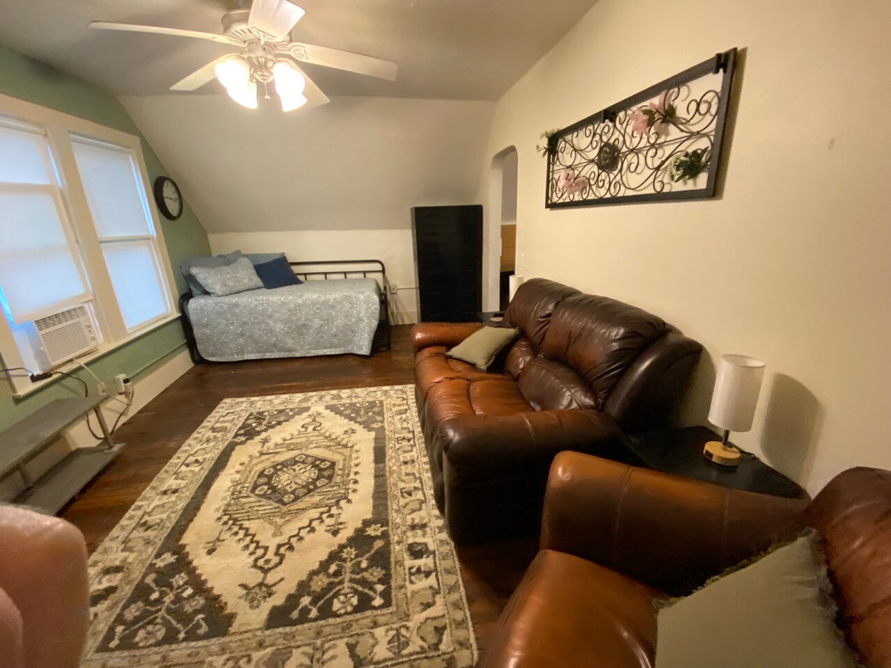 545 E Buchtel Ave Akron, OH 44304 – photo 5