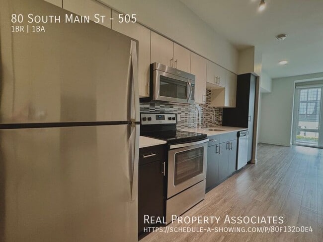 Photo - 80 South Main St Apartment