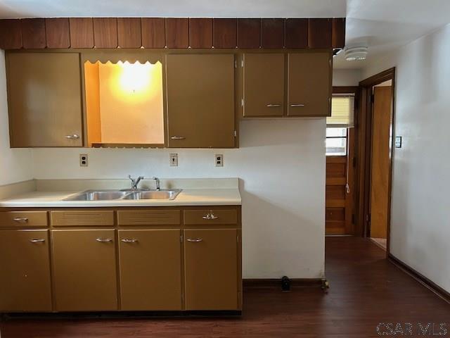 Building Photo - 219 Rosewood St