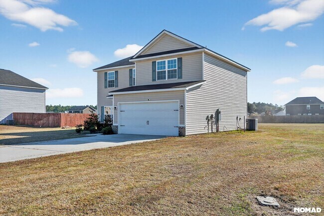 Foto del edificio - $500 MOVE-IN CREDIT! Newly Renovated 4BR on Half-Acre Lot