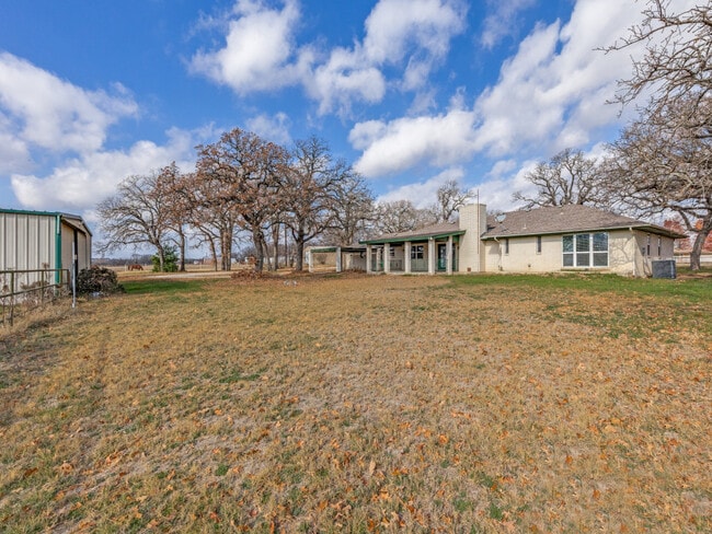 Foto del edificio - 7335 Reed Rd