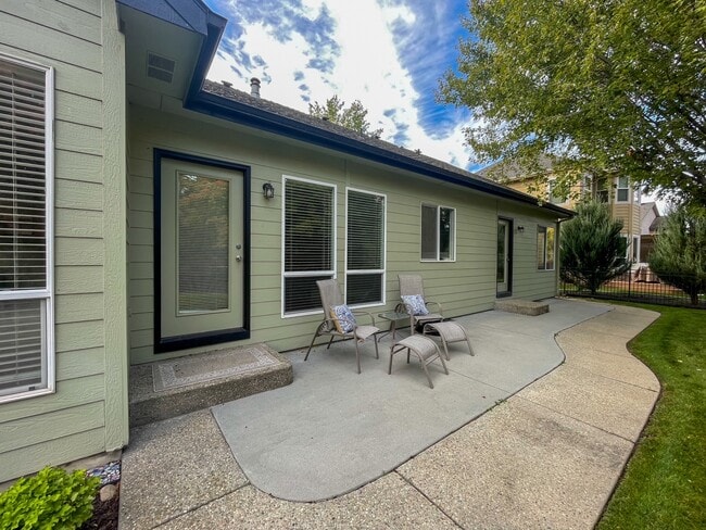 Foto del edificio - 314 E Trailside Dr